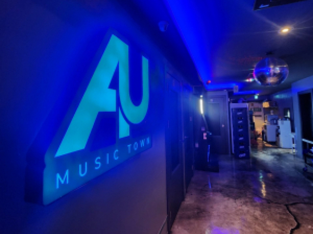 Blue room  볼링장