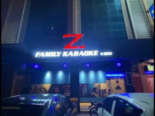 Z FAMILY KARAOKE KTV (SEKINCHAN)