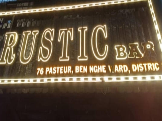 [HCM] RUSTIC BAR